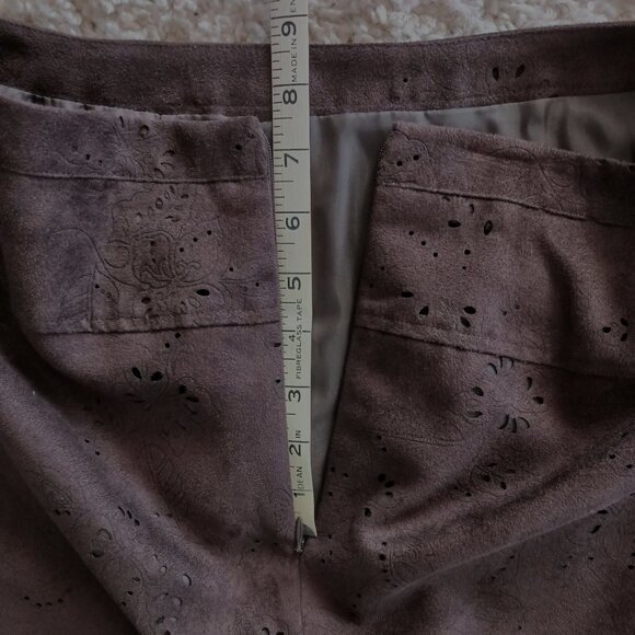 Cleo Skirt Women's Chocolate Brown - size 6: Embossed pattern with eyelets - Picture 5 of 9
